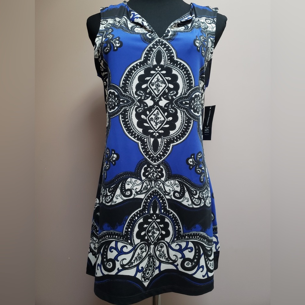 NWT INC International Concept Medium Sleeveless blouse with sequins.